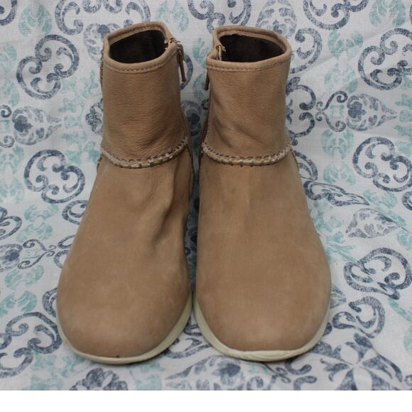 Naturalizer Julian Tan Leather Ankle/Mid Boots Zip Side Women's 8W - Picture 2 of 8